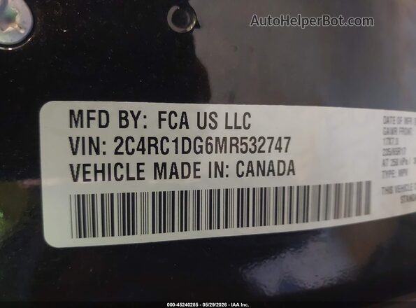 2C4RC1DG6MR532747 2021 CHRYSLER VOYAGER Black Engine compartment view