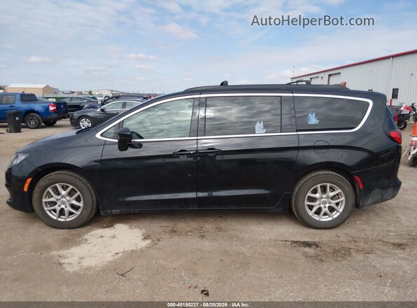 2C4RC1DG8MR520583 2021 CHRYSLER VOYAGER Black 360 interior view