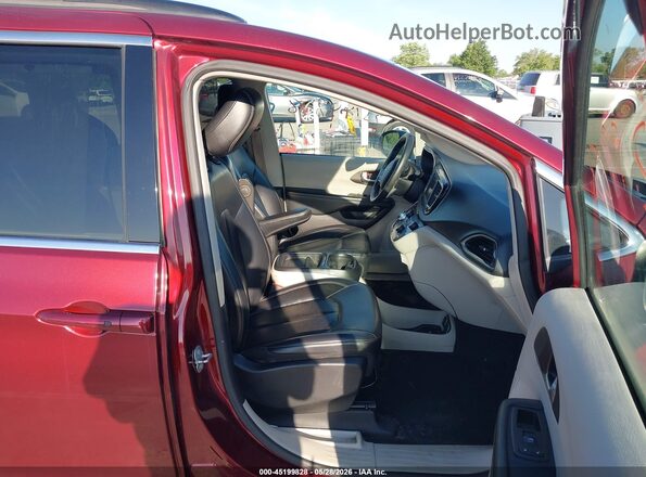 2C4RC1DGXLR181825 2020 CHRYSLER VOYAGER Red Widok wnętrza z przodu