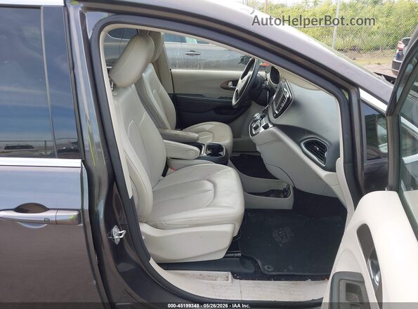 2C4RC1DGXMR532864 2021 CHRYSLER VOYAGER Brown Սալոնի դիմացի տեսք