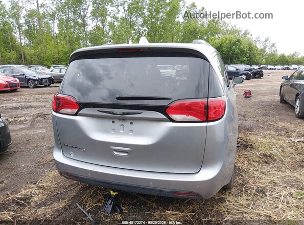 2C4RC1EG0JR306021 2018 CHRYSLER PACIFICA Gray 
