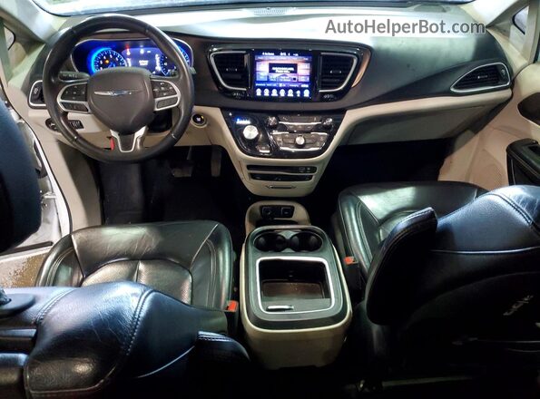 2C4RC1EG1HR660169 2017 CHRYSLER PACIFICA White წინა პანელის ხედი
