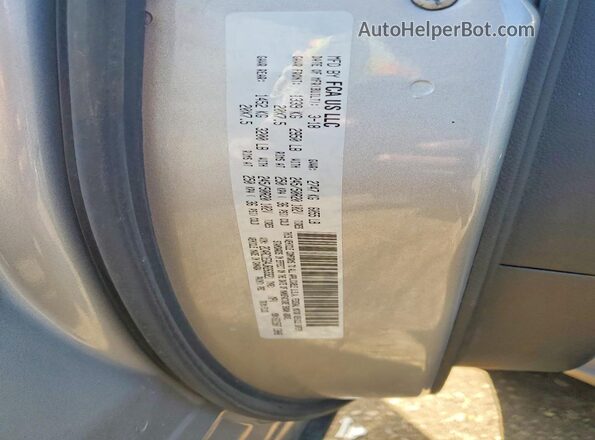 2C4RC1EG4JR263321 2018 CHRYSLER PACIFICA Silver 