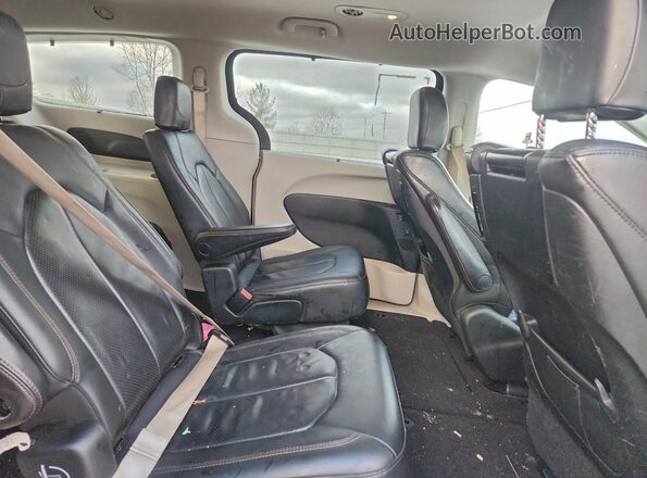 2C4RC1EG5JR228495 2018 CHRYSLER PACIFICA Black 