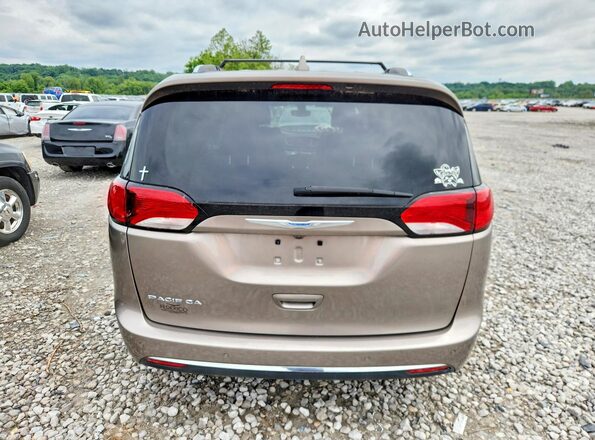 2C4RC1EG6JR193224 2018 CHRYSLER PACIFICA Gray 