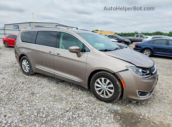 2C4RC1EG6JR193224 2018 CHRYSLER PACIFICA Gray 