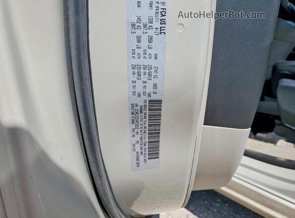 2C4RC1EG7HR759515 2017 CHRYSLER PACIFICA Cream 