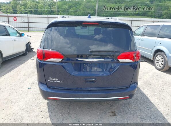 2C4RC1EG7HR811192 2017 CHRYSLER PACIFICA Blue 