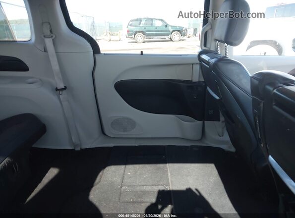 2C4RC1EG7JR126163 2018 CHRYSLER PACIFICA Черный Вид наклейки с VIN-кодом