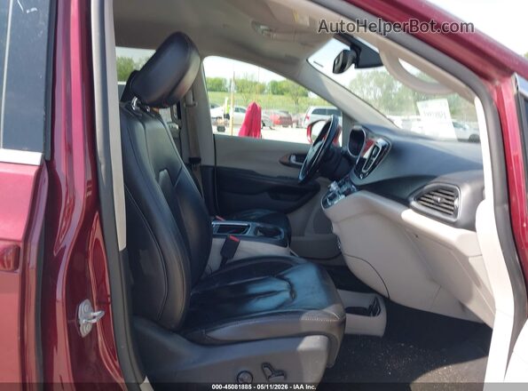 2C4RC1EG8HR559792 2017 CHRYSLER PACIFICA Maroon Widok wnętrza z przodu