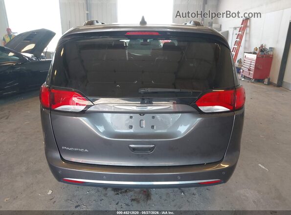 2C4RC1EG8JR130531 2018 CHRYSLER PACIFICA Серый 