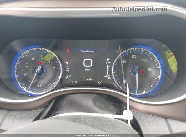 2C4RC1EG9HR541060 2017 CHRYSLER PACIFICA Gray Вид задніх сидінь