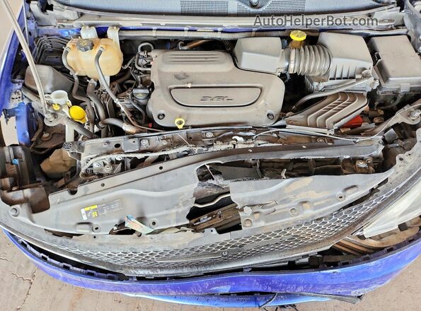2C4RC1FG2KR708798 2019 CHRYSLER PACIFICA Blue Vista del compartimento del motor