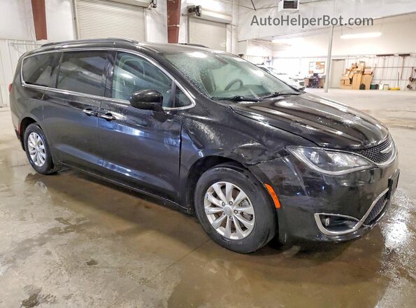 2C4RC1FG5JR109957 2018 CHRYSLER PACIFICA Black წინა მარჯვენა