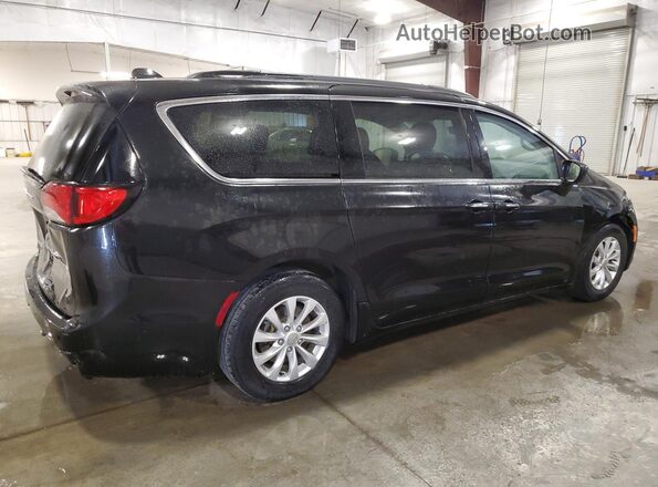 2C4RC1FG5JR109957 2018 CHRYSLER PACIFICA Black უკანა მარჯვენა