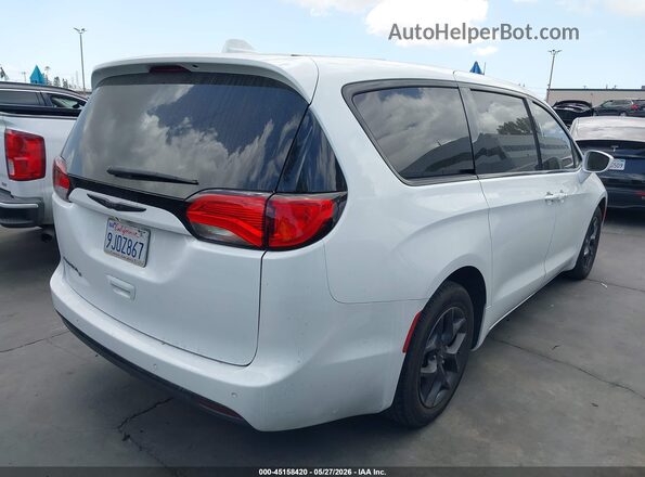 2C4RC1FG6LR282129 2020 CHRYSLER PACIFICA White Rear right