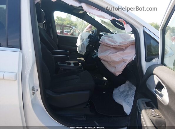 2C4RC1FG6RR109719 2024 CHRYSLER PACIFICA White 