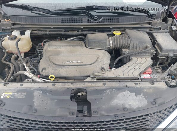 2C4RC1FGXJR212226 2018 CHRYSLER PACIFICA Blue Rear view