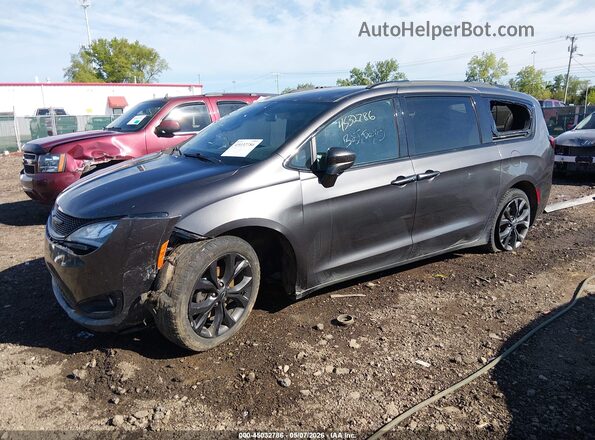 2C4RC1FGXJR350770 2018 CHRYSLER PACIFICA Серый 