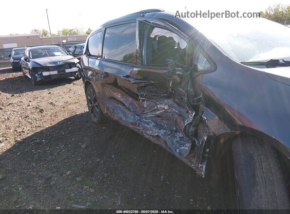 2C4RC1FGXJR350770 2018 CHRYSLER PACIFICA Серый 