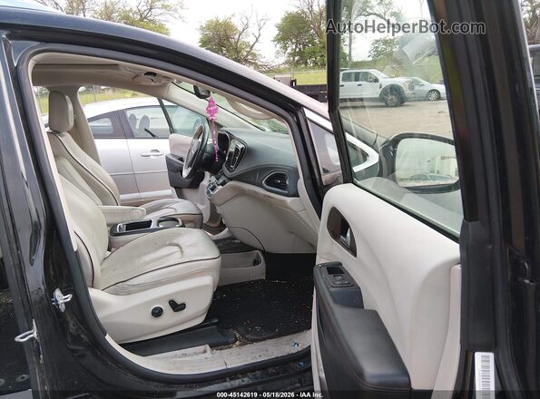 2C4RC1GG0LR258701 2020 CHRYSLER PACIFICA Black Front interior view