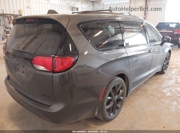 2C4RC1GG2JR338336 2018 CHRYSLER PACIFICA Серый Задняя правая четверть