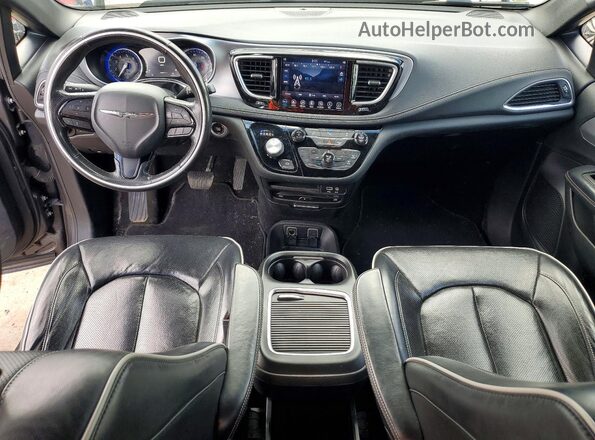 2C4RC1GG3KR652496 2019 CHRYSLER PACIFICA Серый Вид панели приборов