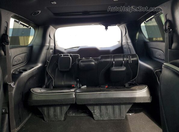 2C4RC1GG3KR652496 2019 CHRYSLER PACIFICA Серый Вид задних сидений