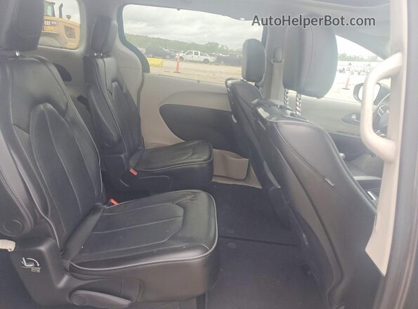 2C4RC1GG4JR358040 2018 CHRYSLER PACIFICA Серый Вид задней части салона