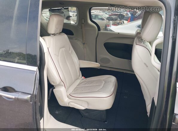 2C4RC1GG4LR203345 2020 CHRYSLER PACIFICA Black VIN კოდის სტიკერის ხედი