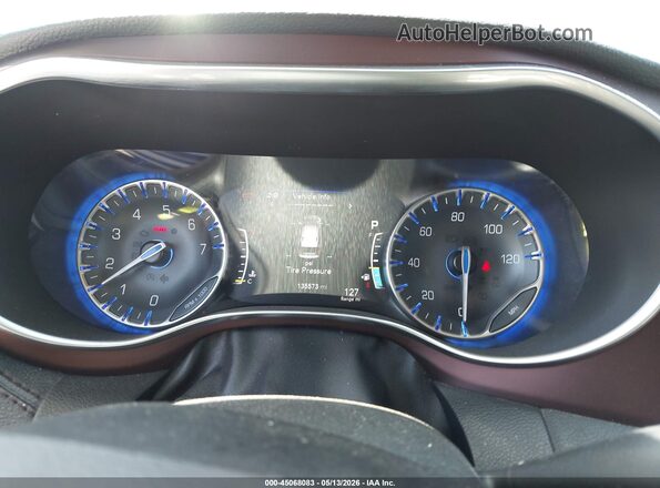 2C4RC1GG6LR275857 2020 CHRYSLER PACIFICA Red Вид задніх сидінь