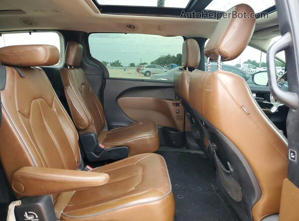 2C4RC1GG7HR504537 2017 CHRYSLER PACIFICA Black Вид задньої частини салону