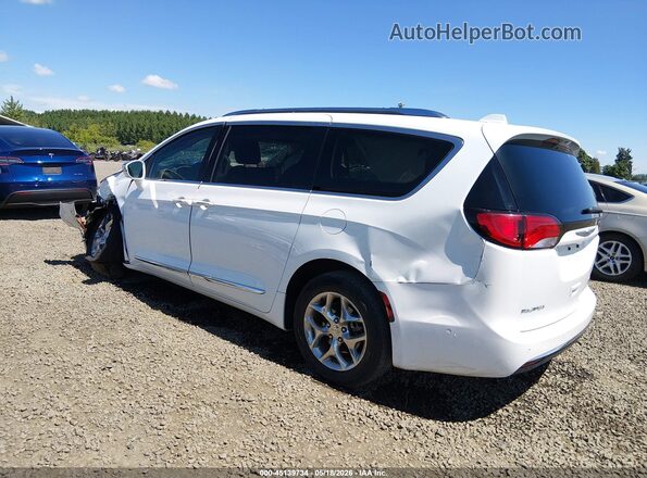 2C4RC1GG9JR358356 2018 CHRYSLER PACIFICA Белый 