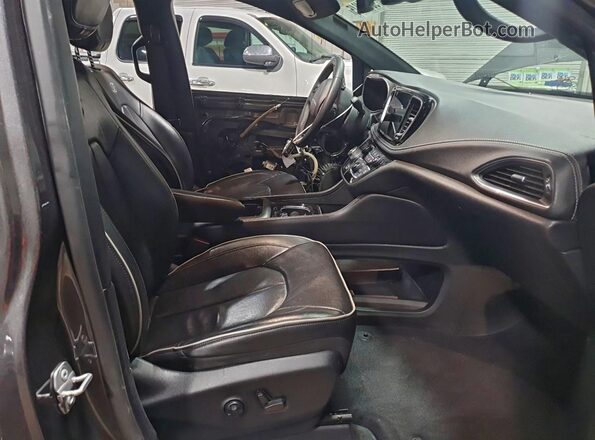 2C4RC1GG9NR143372 2022 CHRYSLER PACIFICA Charcoal Widok wnętrza z przodu