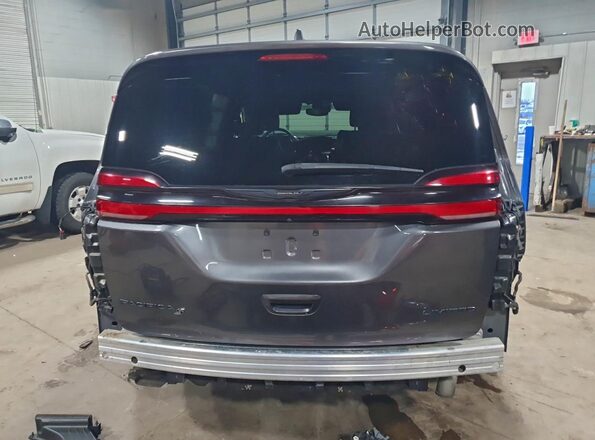2C4RC1GG9NR143372 2022 CHRYSLER PACIFICA Charcoal Widok z tyłu