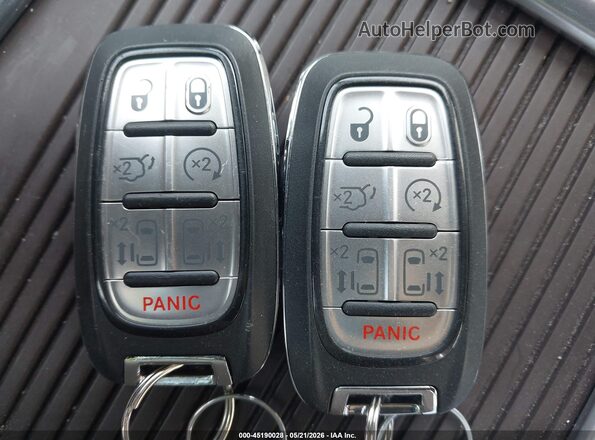 2C4RC1L73MR606191 2021 CHRYSLER PACIFICA Maroon Widok deski rozdzielczej