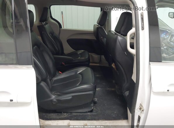 2C4RC1L78PR562631 2023 CHRYSLER PACIFICA White Widok naklejki z numerem VIN