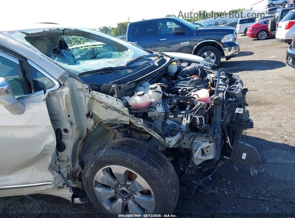 2C4RC1N7XKR590890 2019 CHRYSLER PACIFICA White 