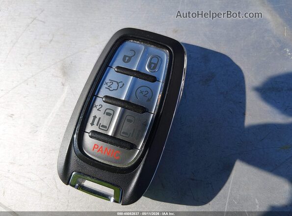 2C4RC1S73PR501639 2023 CHRYSLER PACIFICA White Vista del salpicadero