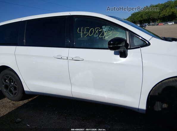 2C4RC1S73PR501639 2023 CHRYSLER PACIFICA White Vista interior trasera