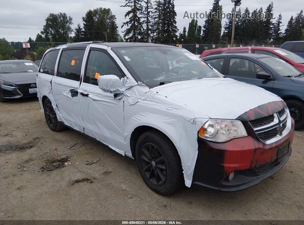 2C4RDGCG0LR194195 2020 DODGE GRAND CARAVAN Black Front view