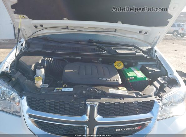 2C4RDGCG2HR573450 2017 DODGE GRAND CARAVAN White Widok z tyłu