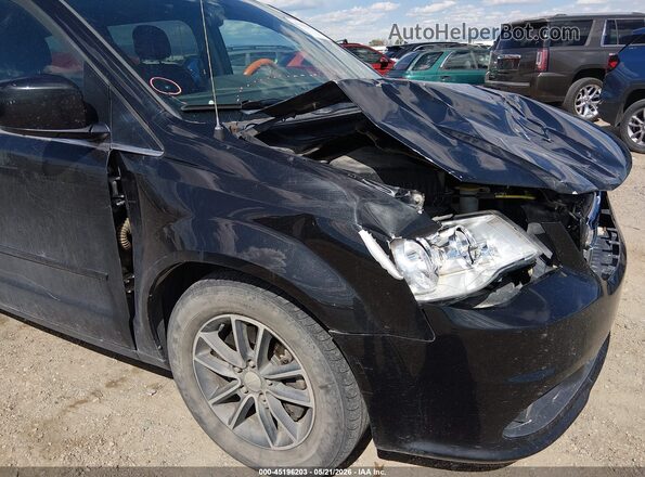 2C4RDGCG2HR685181 2017 DODGE GRAND CARAVAN Black Front view