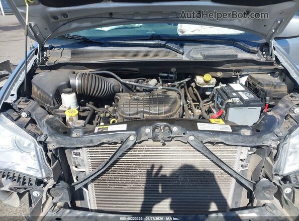 2C4RDGCG3HR818062 2017 DODGE GRAND CARAVAN Silver Rear view
