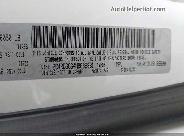 2C4RDGCG4HR685831 2017 DODGE GRAND CARAVAN White 
