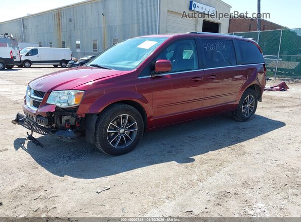 2C4RDGCG4HR841852 2017 DODGE GRAND CARAVAN Red Przód lewy
