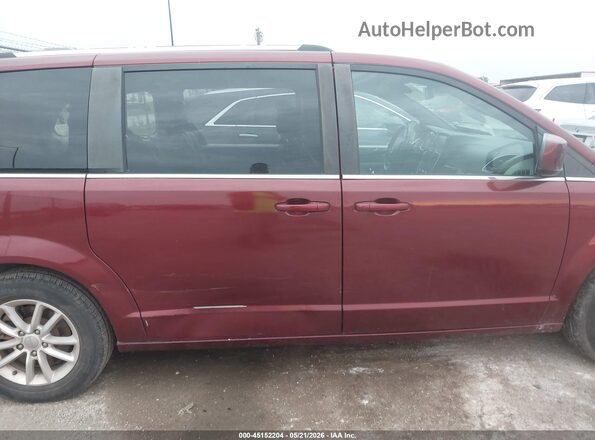 2C4RDGCG4JR267288 2018 DODGE GRAND CARAVAN Maroon Rear interior view