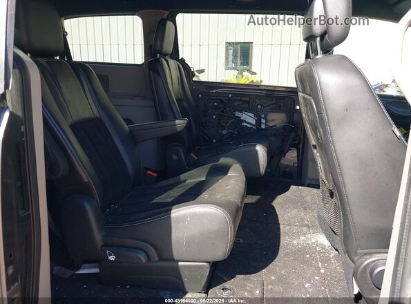 2C4RDGCG8JR267987 2018 DODGE GRAND CARAVAN Black VIN կոդի պիտակի տեսք