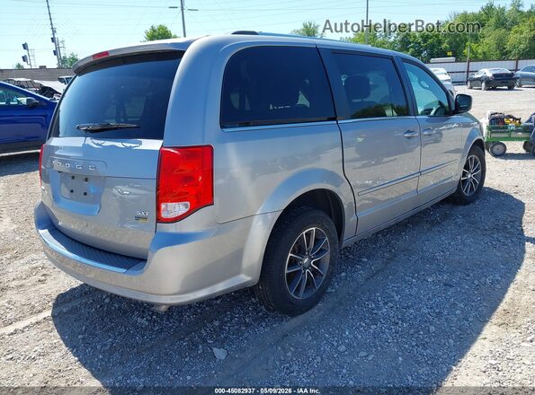 2C4RDGCG9HR719567 2017 DODGE GRAND CARAVAN Silver Tył prawy