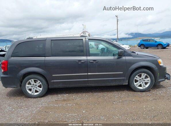 2C4RDGDG9HR772428 2017 DODGE GRAND CARAVAN Gray Rear interior view